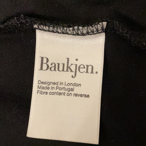 Baukjen Sustainable Oversize Relax Silky Coverup - Picture 10 of 11